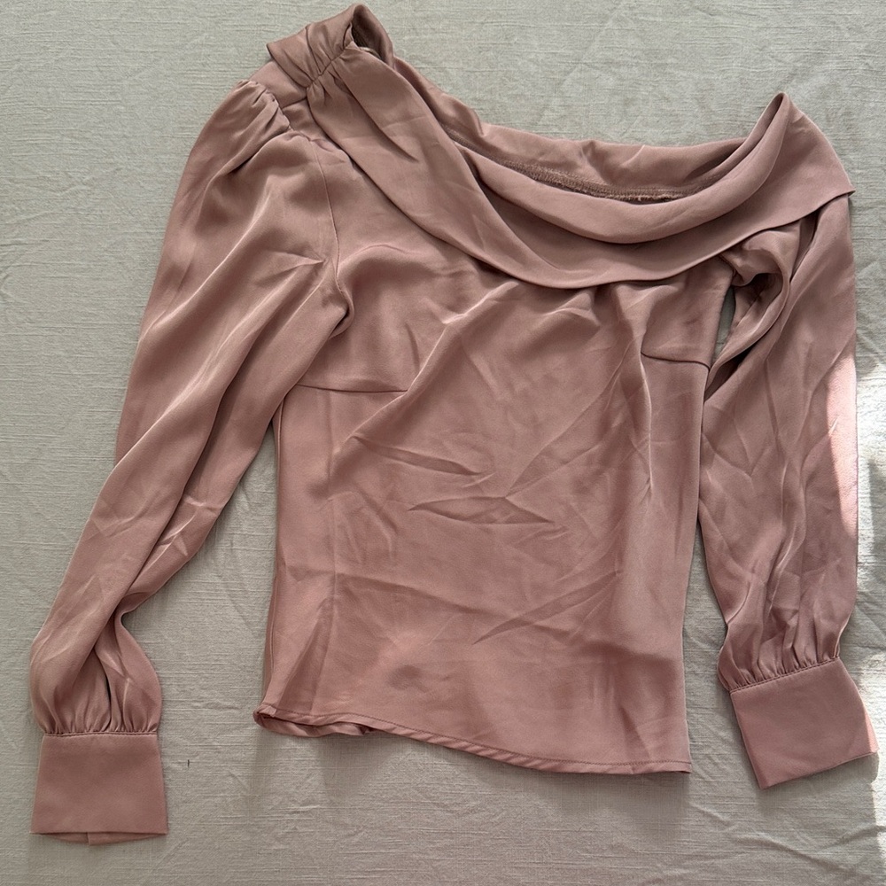 Astr Mauve Off-Shoulder Blouse